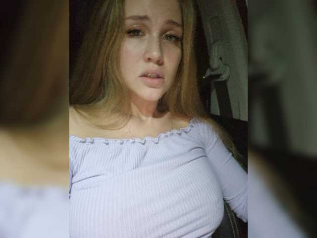 Apraides ekrānuzņēmumi LEILA-ANGELL