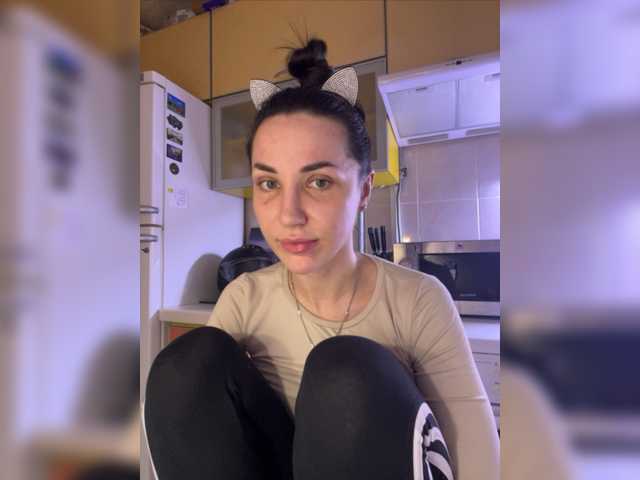 Apraides ekrānuzņēmumi -MILFANN-