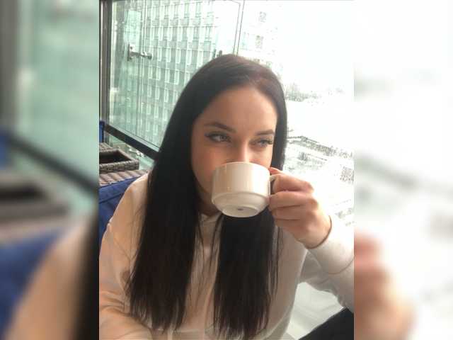 Apraides ekrānuzņēmumi -Louise-