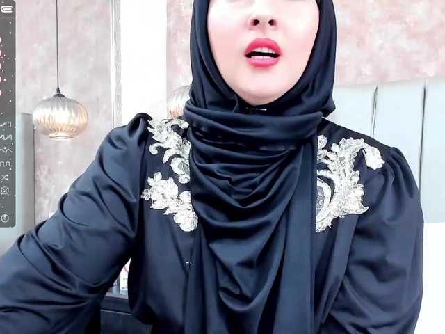 Fotogrāfijas -rachel- ❤! Welcome to my room! I am a shy girl but I like to enjoy the pleasure of life...I can take off my hijab in private, ❤just for you❤ :big_115
