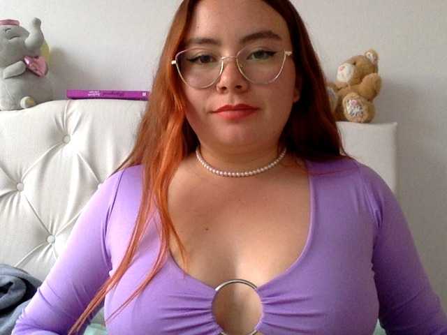 Fotogrāfijas -SweetDevil- WELLCOME big and small devils to my HELL!! I love make this inferno the best erotic place in BONGACAMS!!!! I don't make explicit - I just want to have fun in a different way. But some things put me so hot.. you know what!