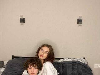 Erotiska video tērzēšana 2Sweet4Yours