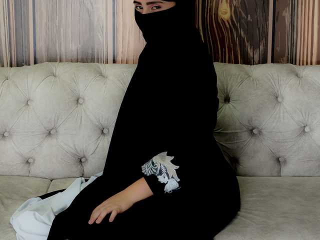Profila foto aamira