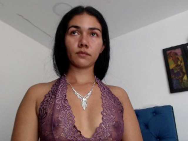 Fotogrāfijas abbi-moon hello guys I'm new, I hope I can make many friends today, I would love to make you happy #shaved#smalltits#new#latina#colombia#sweet#young