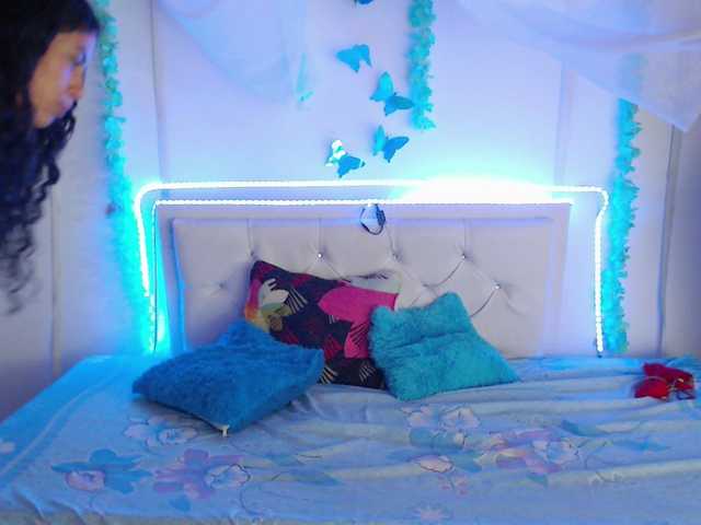 Apraides ekrānuzņēmumi Abby-thin