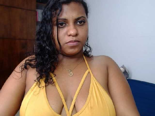 Fotogrāfijas AbbyLunna1 hot latina girl wants you to help her squirt # big tits # big ass # black pussy # suck # playful mouth # cum with me mmmm