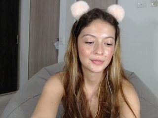 Apraides ekrānuzņēmumi AbellaJade