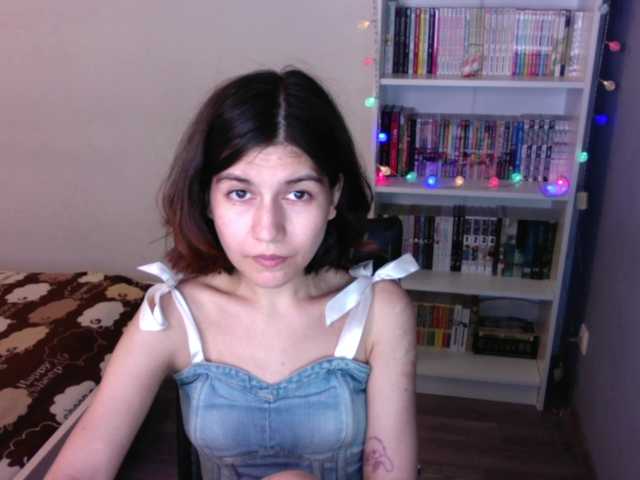 Apraides ekrānuzņēmumi acidwaifu