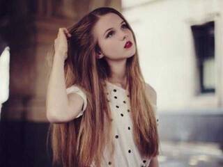 Erotiska video tērzēšana AdeleFleming