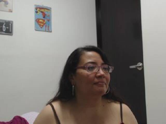 Apraides ekrānuzņēmumi adeleofc