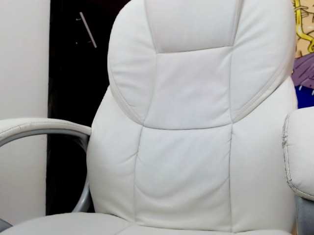 Apraides ekrānuzņēmumi AdelePaterson