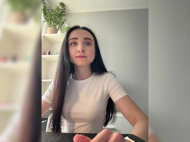 Apraides ekrānuzņēmumi Adelina-a
