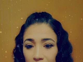 Erotiska video tērzēšana AdellinaBlack