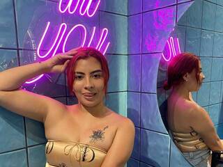 Erotiska video tērzēšana Adara-Monroe