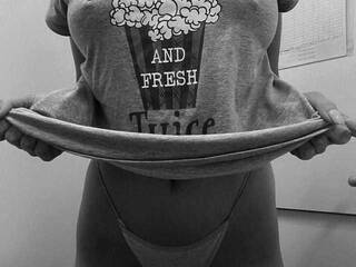 Erotiska video tērzēšana Affectionat0