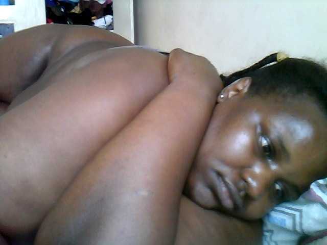 Apraides ekrānuzņēmumi AfricanBBw