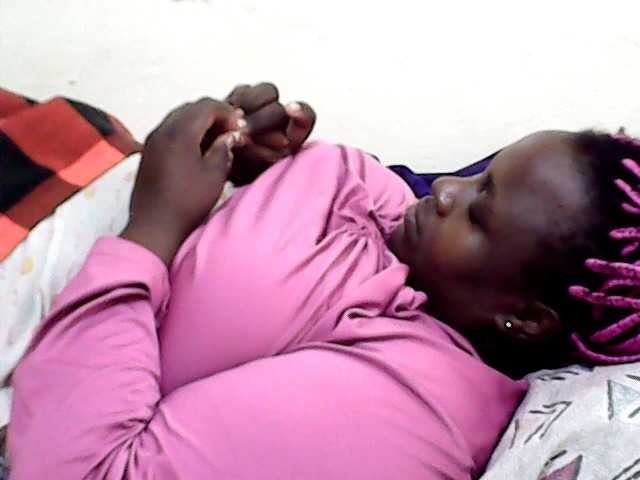 Apraides ekrānuzņēmumi AfricanBBw