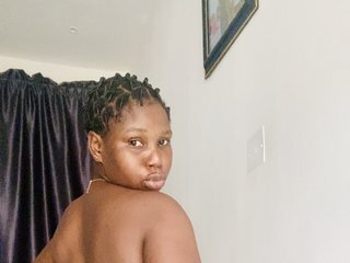 Erotiska video tērzēšana AfricanQueen90