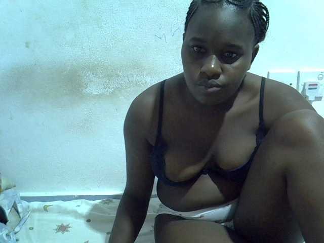 Apraides ekrānuzņēmumi Africansexxy