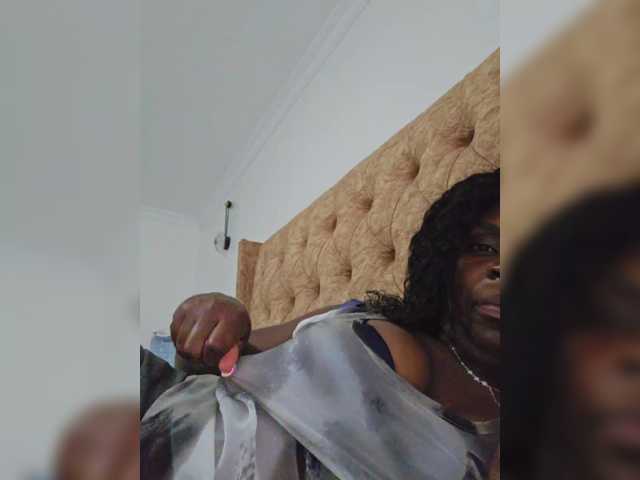 Apraides ekrānuzņēmumi AfricanShyQueen1