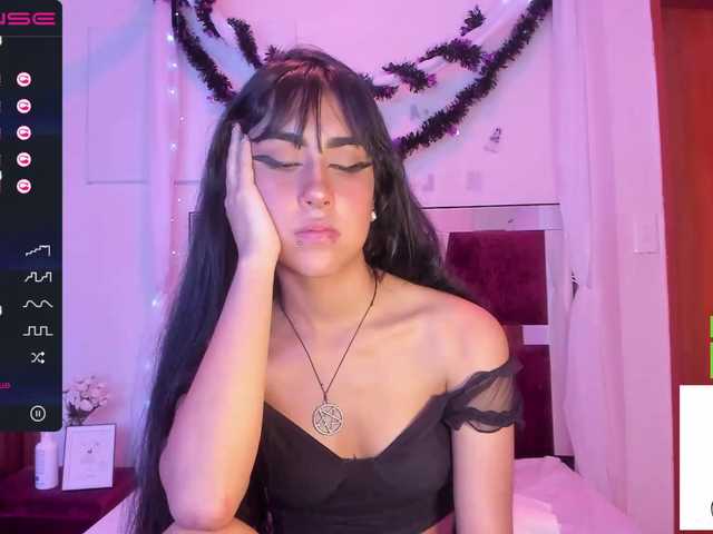 Apraides ekrānuzņēmumi AggathaLee