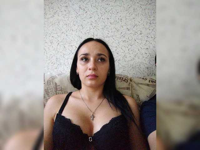 Apraides ekrānuzņēmumi dark_brunet