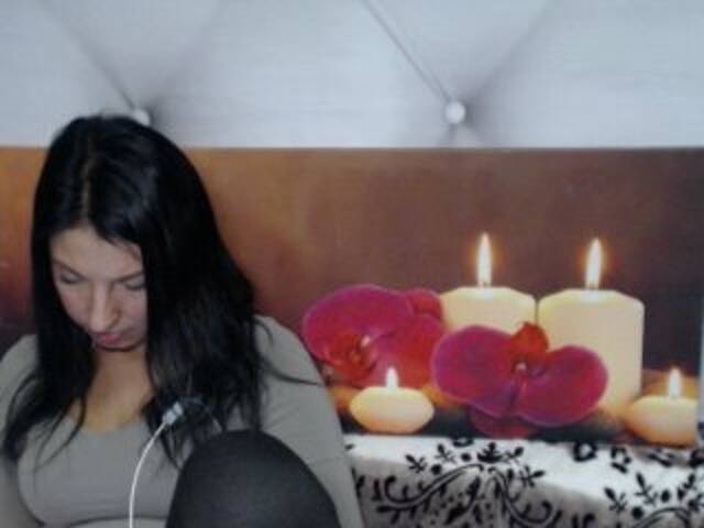 Apraides ekrānuzņēmumi Aisha255