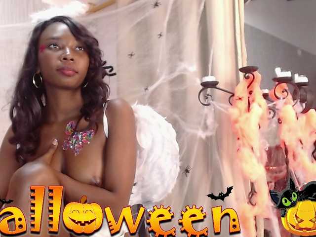 Apraides ekrānuzņēmumi AishaBrown