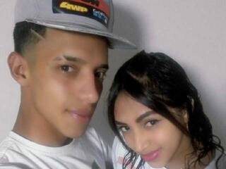 Erotiska video tērzēšana AlanayDiego