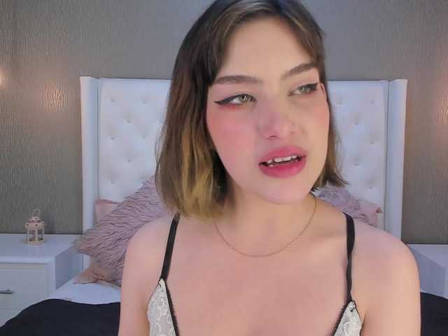 Apraides ekrānuzņēmumi AlegnaTaylor