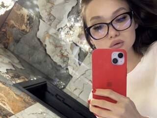 Erotiska video tērzēšana EliVii