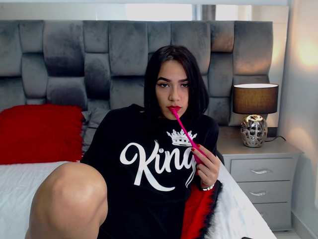 Fotogrāfijas AleshaHott Hi I'm Alesha.. and my pussy wanna play with your cock today @cumshow 380