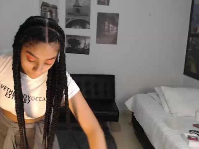 Fotogrāfijas alexamillers let's squirt for the last time this 2020#lovense #18 #latina #new #bigboob
