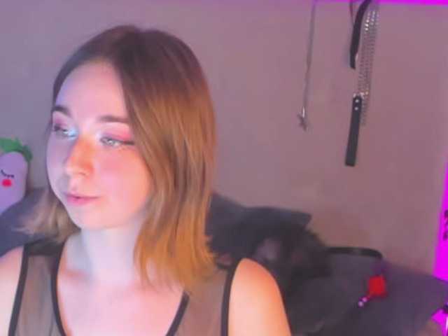 Apraides ekrānuzņēmumi AlexisSky