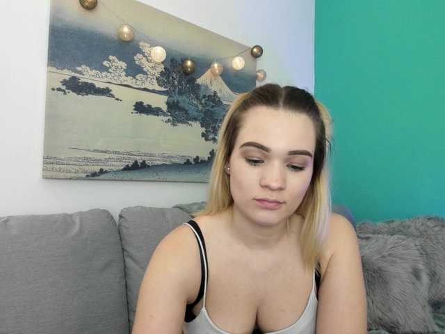 Fotogrāfijas AlexisTexas18 Another rainy day here, i am here for fun and chat-- naked and cum in pvt xx #18 #blonde #cute #teen #mistress