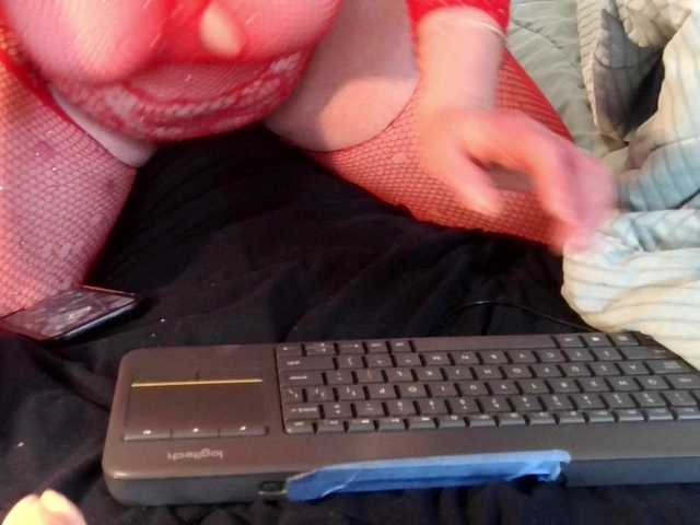 Fotogrāfijas AlexisTFoxXx 200Target: @200!total! @sofar raised, @remain remaining Fuck my self with 10 in Bbc toy!! Can’t wait I’m horny!! m