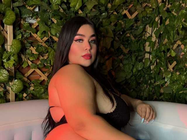 Profila foto ALEXXA-CURVY