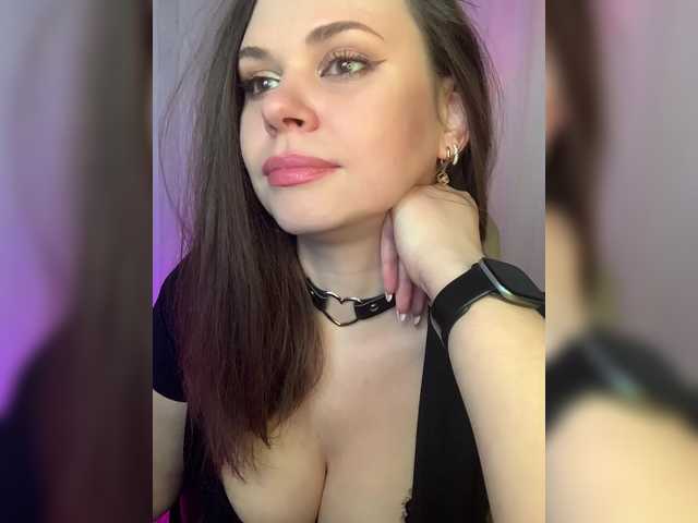 Apraides ekrānuzņēmumi Alisia_Purr