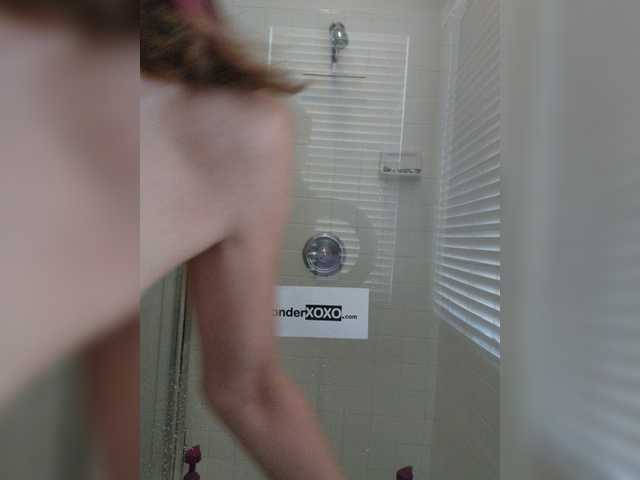 Fotogrāfijas AliceWonder Welcum to my Wonderland! All tips welcum! Help me stay in the top 100 contest this week! Tips appreciated if you're enjoying shower time fun!Find me xalicewonderxoxo at most cyber spaces!