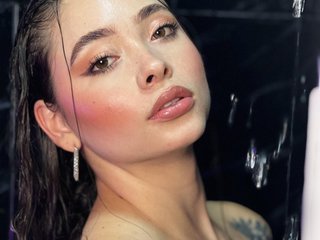 Erotiska video tērzēšana AlinaKravitz