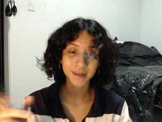 Erotiska video tērzēšana AlinaWoolf