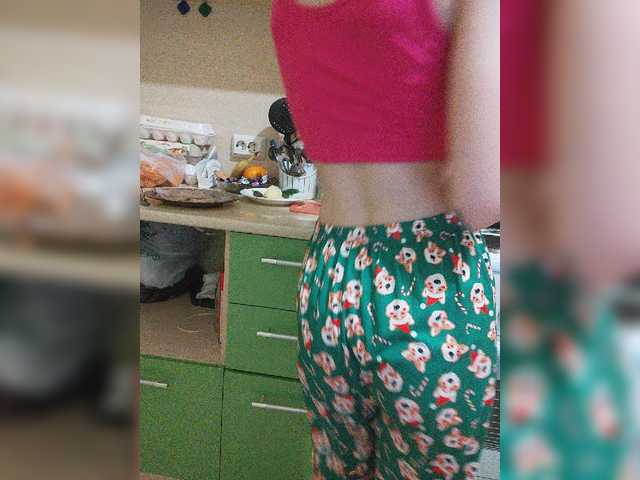 Fotogrāfijas alisa877 I don't undress in the general chat. Before private, write in a personal account. Lovense from 2 tokens 20 random, 50 wave, 100 impulse, 200 earthquake, 2000 fireworks. Favorite mode 13, 51, 102