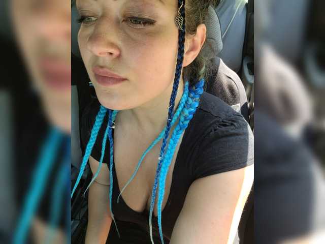 Apraides ekrānuzņēmumi AlisaFist