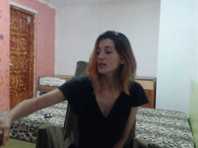 Apraides ekrānuzņēmumi alishallovexx