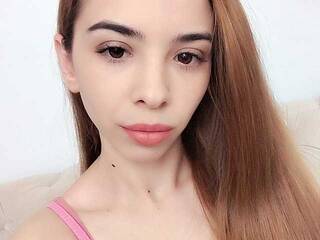 Erotiska video tērzēšana AllissaFields