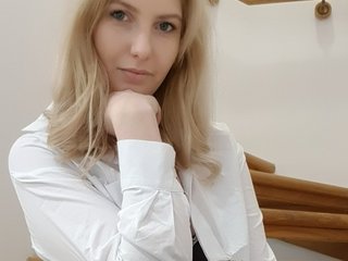 Erotiska video tērzēšana AmitielAngel