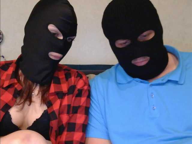 Apraides ekrānuzņēmumi amodestcouple1