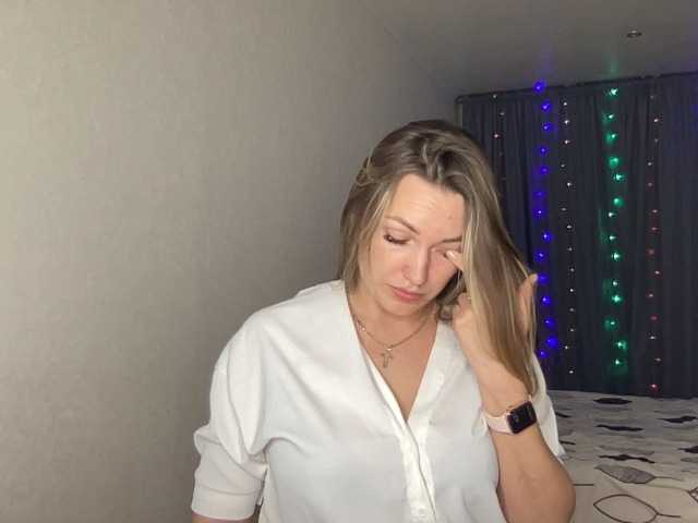 Apraides ekrānuzņēmumi AmyAirKiss
