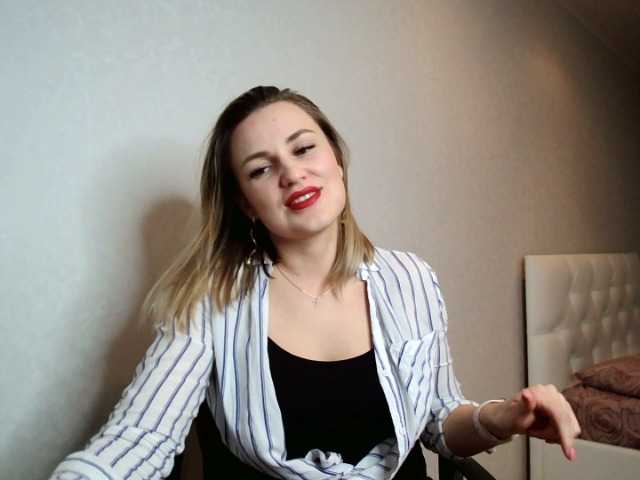 Apraides ekrānuzņēmumi AmyAirKiss