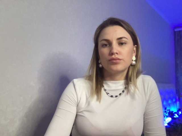 Apraides ekrānuzņēmumi AmyAirKiss